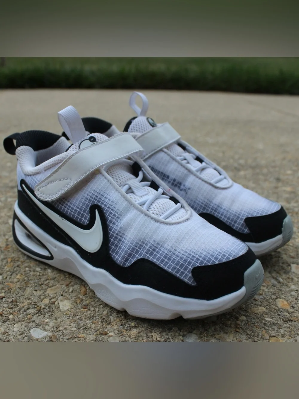 Nike Air Max Nova Shoes Little Kids Sz 13C